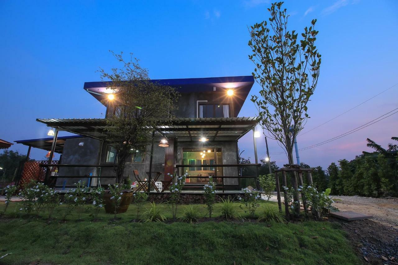 Falik Farm Stay Аюттхая Екстер'єр фото